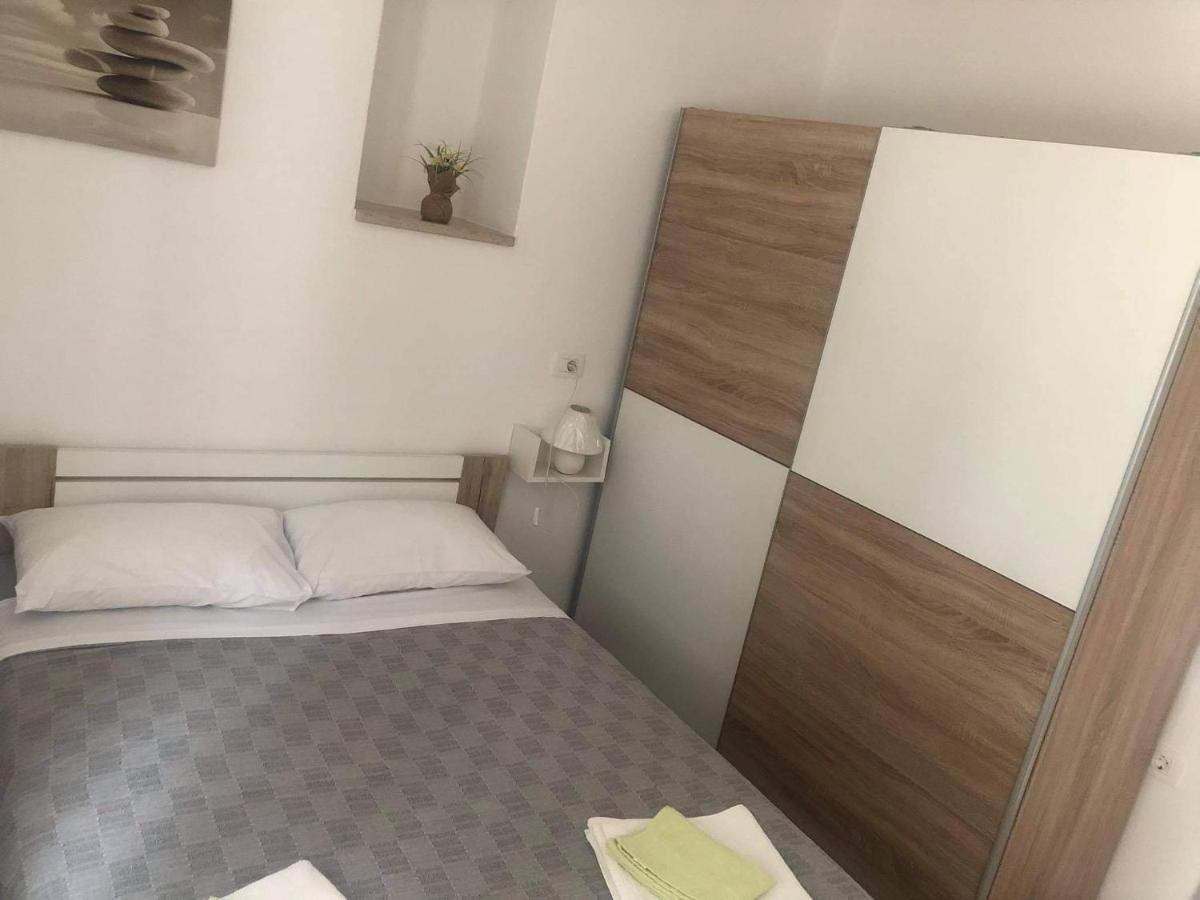 Apartmani Dokic Bale Exterior foto